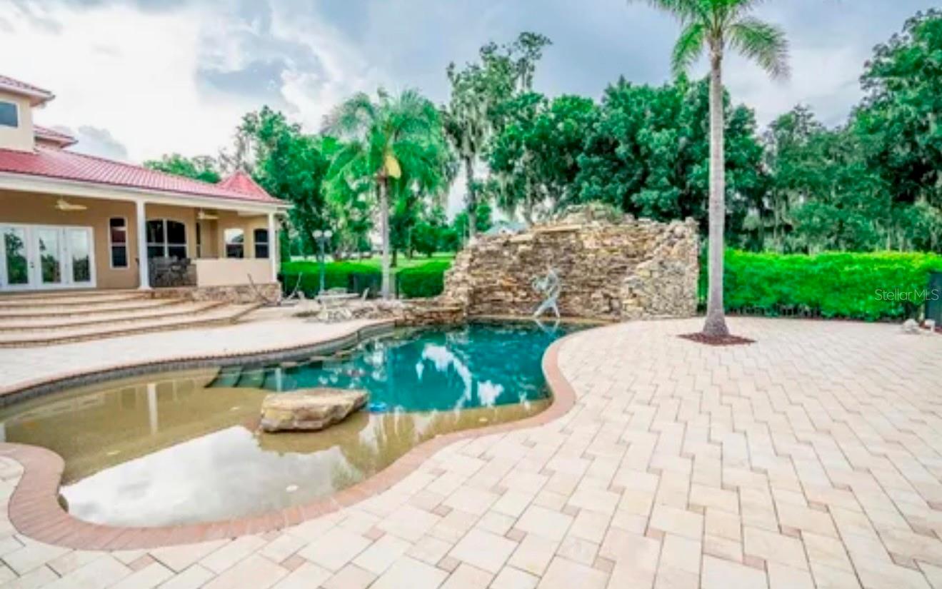 11715 TAYLOR RD, THONOTOSASSA, FL, 33592