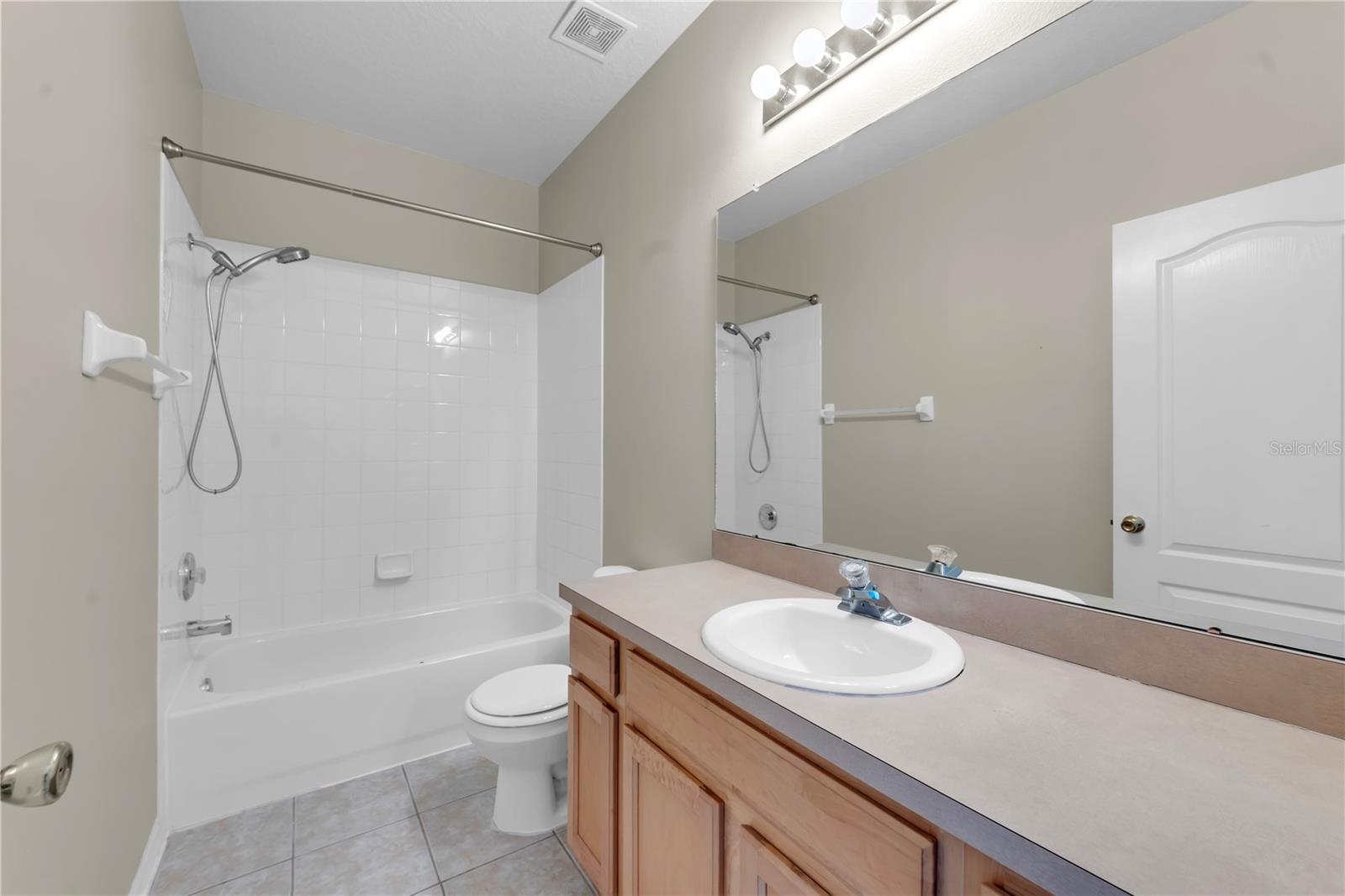 3115 BAYSHORE OAKS DR, TAMPA, FL, 33611