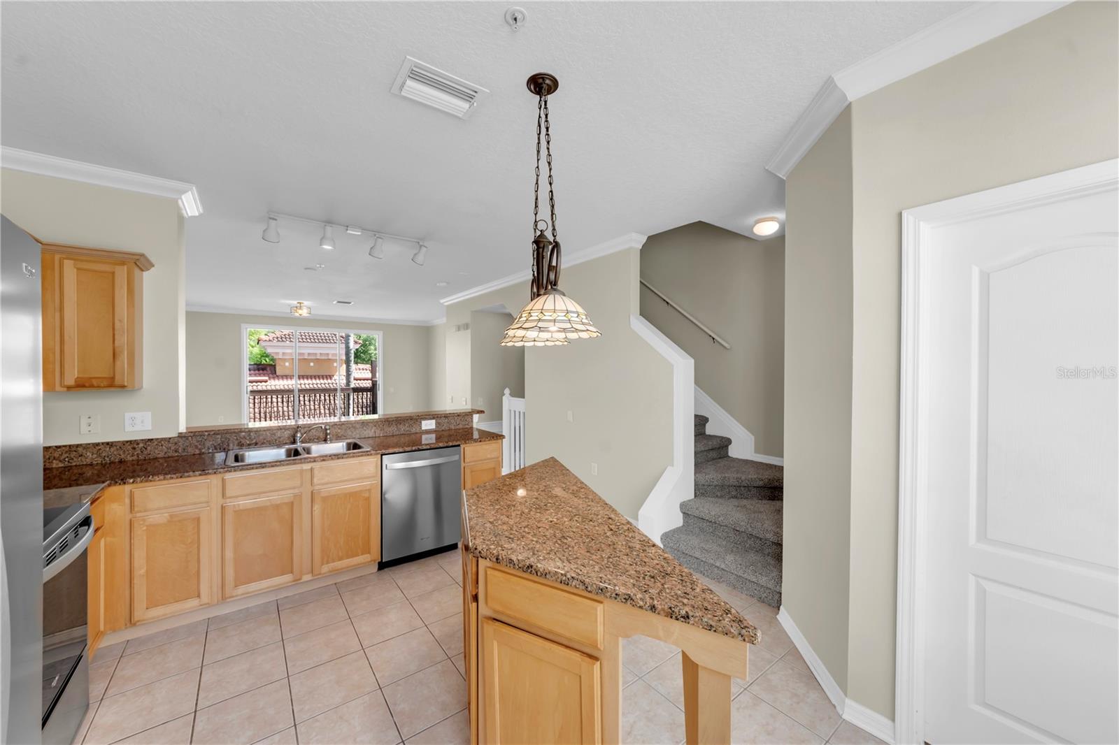 3115 BAYSHORE OAKS DR, TAMPA, FL, 33611