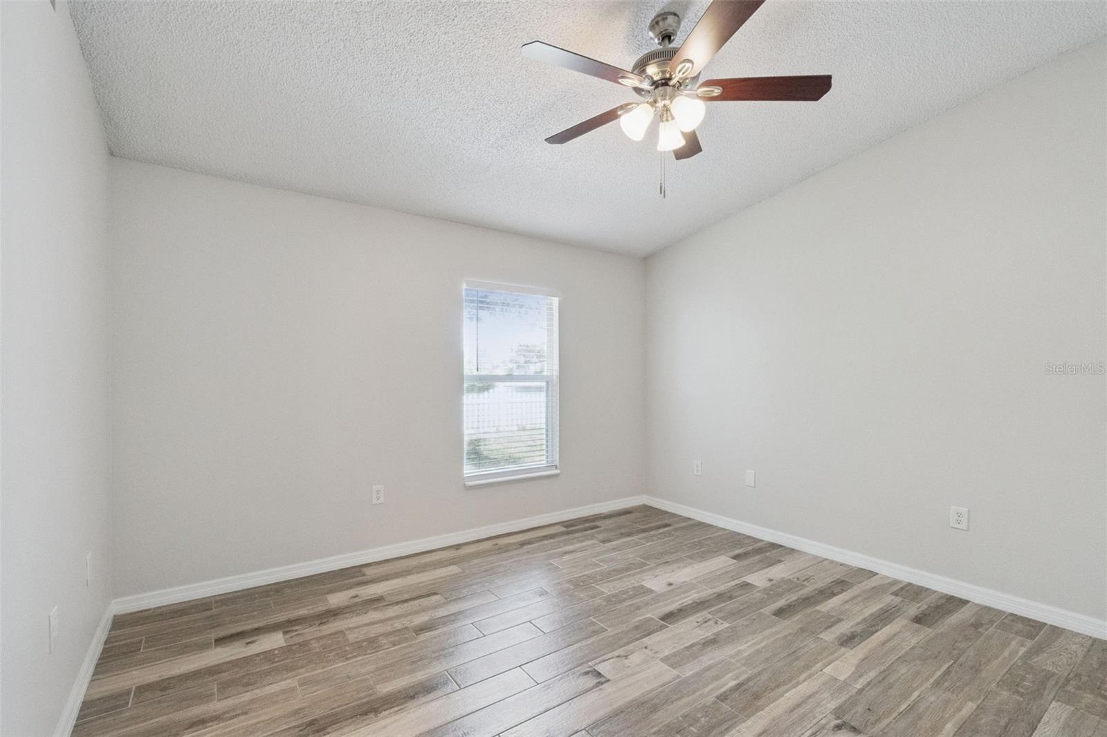 560 BROWN BEAR WAY, ST CLOUD, FL, 34772