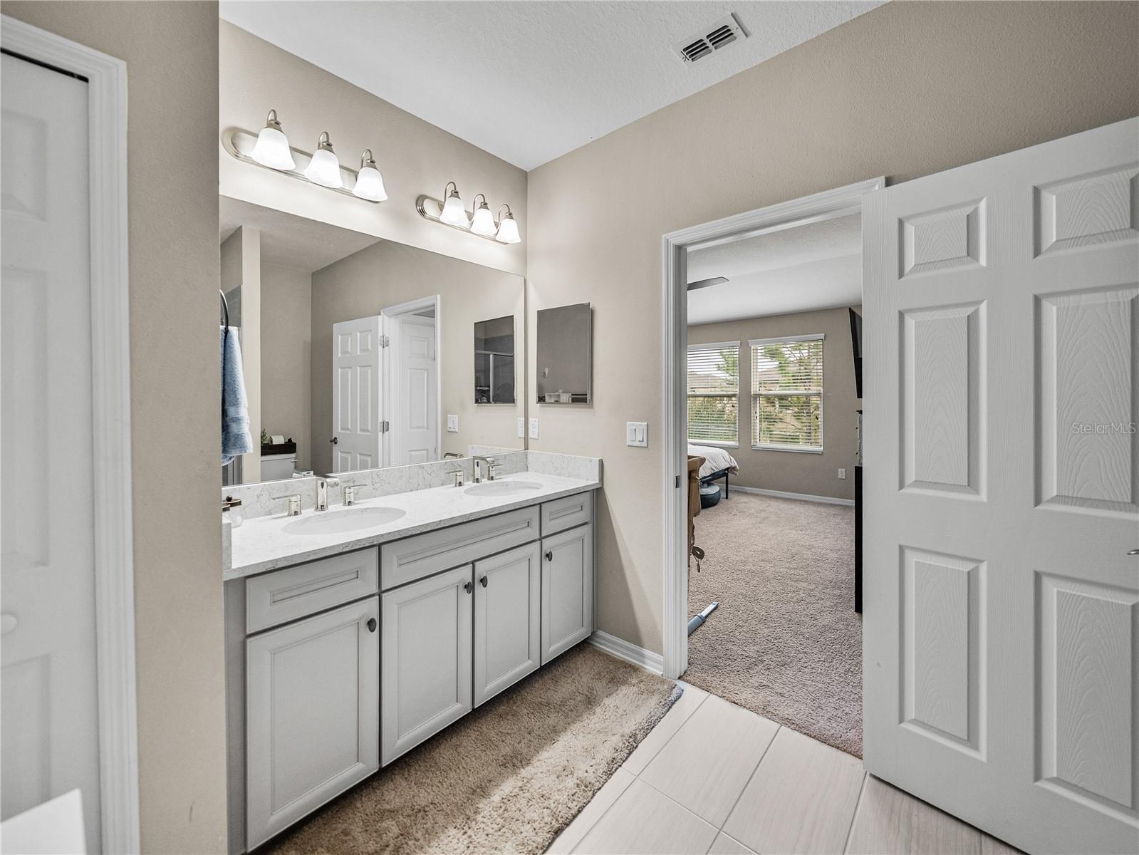 29934 SOUTHWELL LN, WESLEY CHAPEL, FL, 33543
