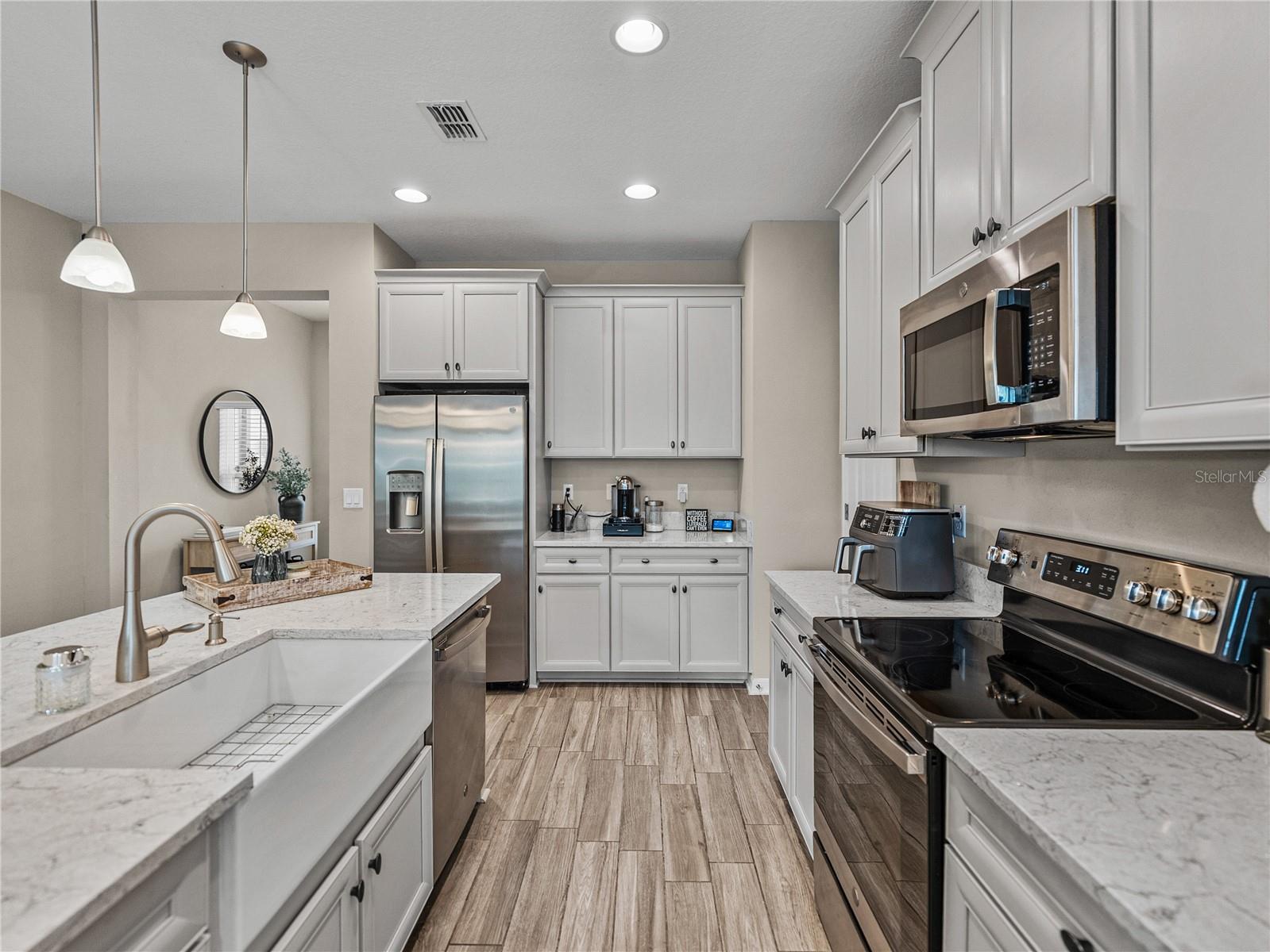 29934 SOUTHWELL LN, WESLEY CHAPEL, FL, 33543
