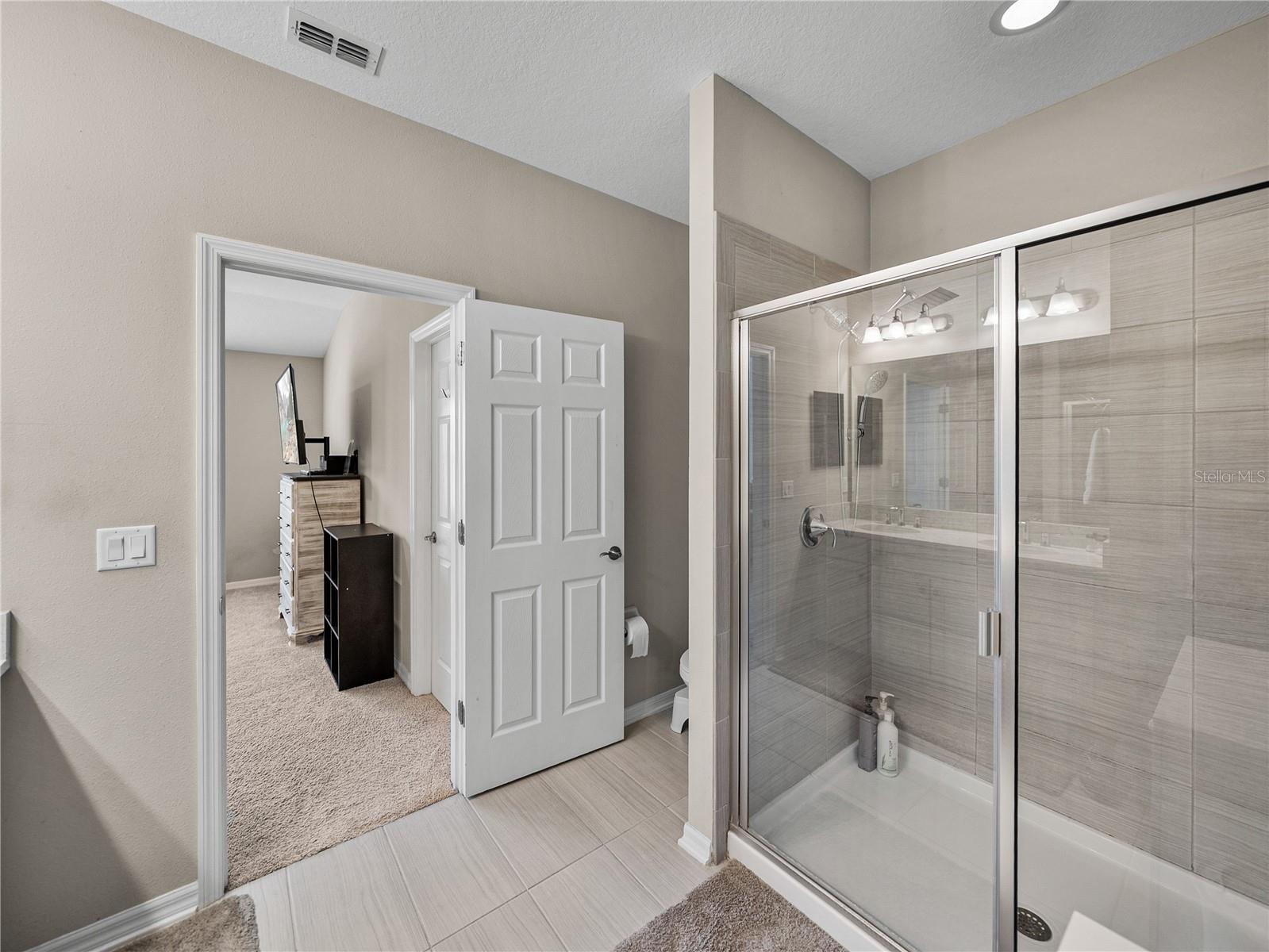 29934 SOUTHWELL LN, WESLEY CHAPEL, FL, 33543