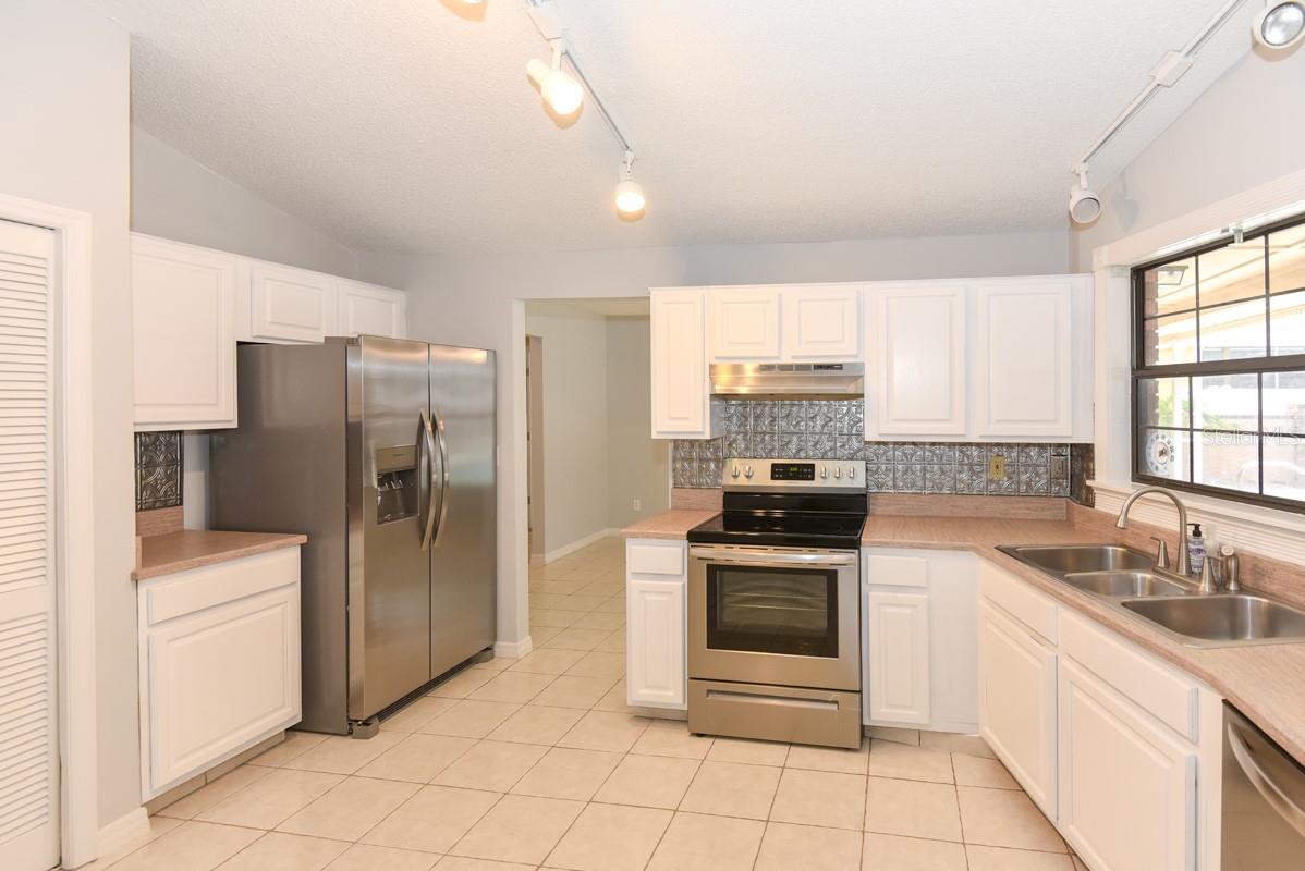 24 LAKE VISTA WAY, ORMOND BEACH, FL, 32174