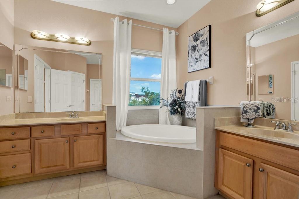 7172 ISLAMORADA CIR, SEMINOLE, FL, 33777