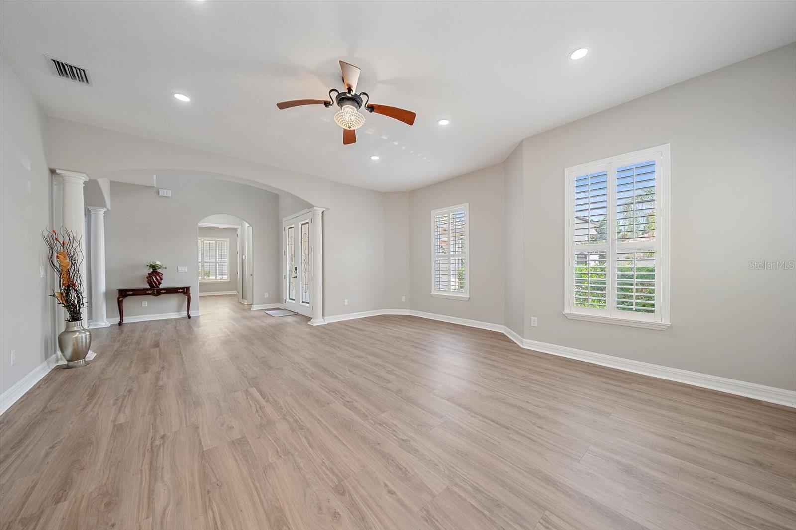 18046 COZUMEL ISLE DR, TAMPA, FL, 33647