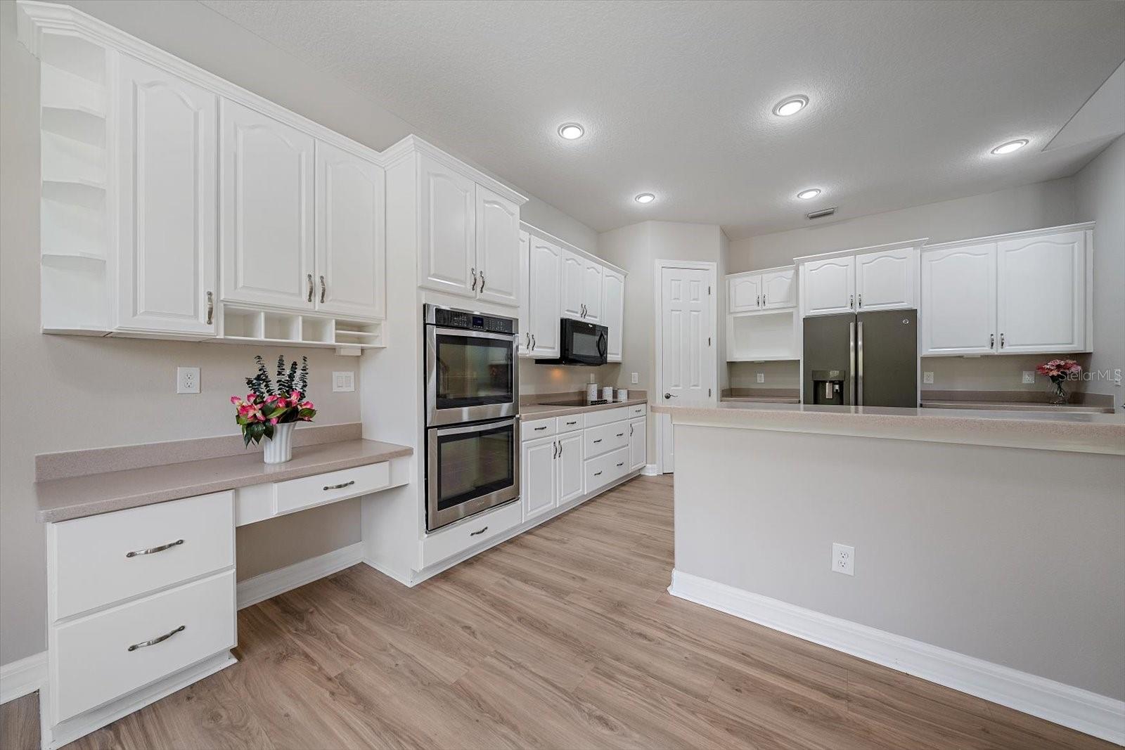 18046 COZUMEL ISLE DR, TAMPA, FL, 33647