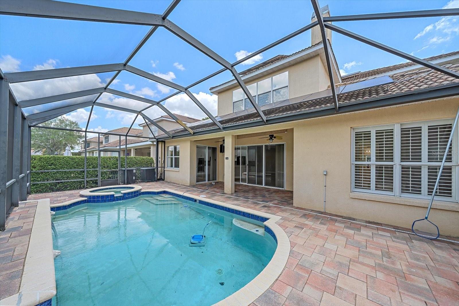 18046 COZUMEL ISLE DR, TAMPA, FL, 33647