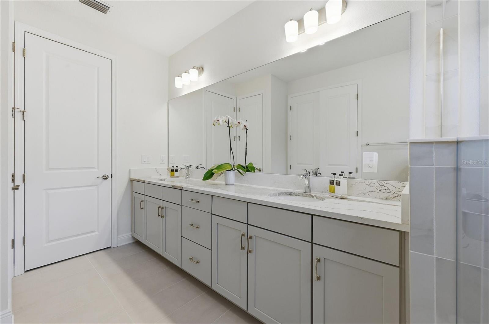 17727 SAVORY MIST CIR, BRADENTON, FL, 34211
