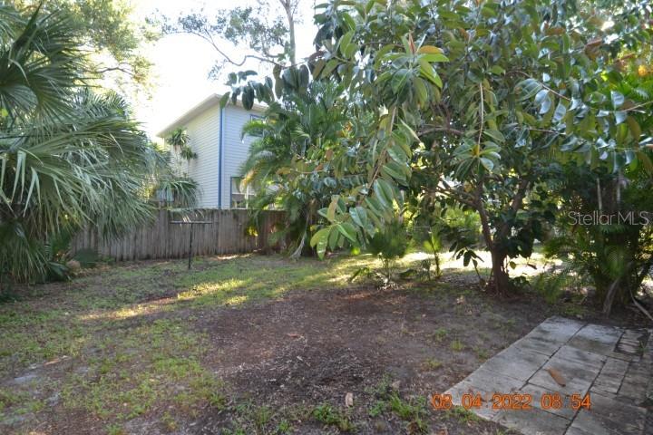 2801 SANDERS DR, TAMPA, FL, 33611