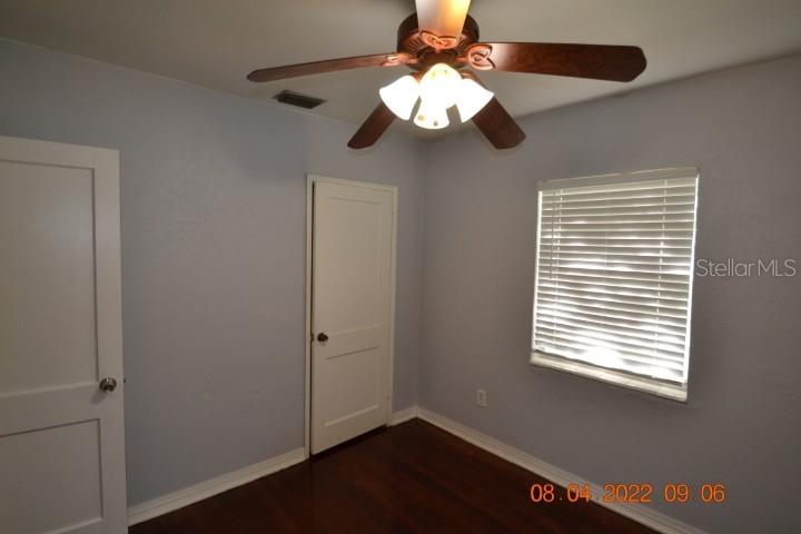 2801 SANDERS DR, TAMPA, FL, 33611