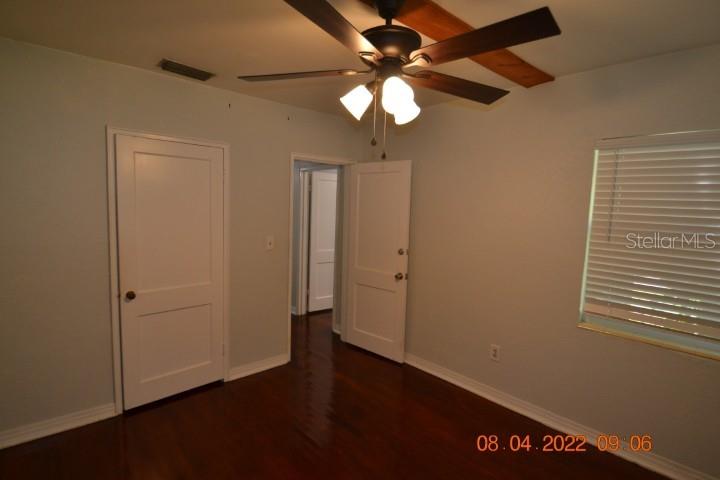 2801 SANDERS DR, TAMPA, FL, 33611