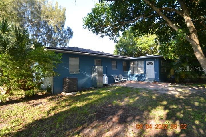2801 SANDERS DR, TAMPA, FL, 33611