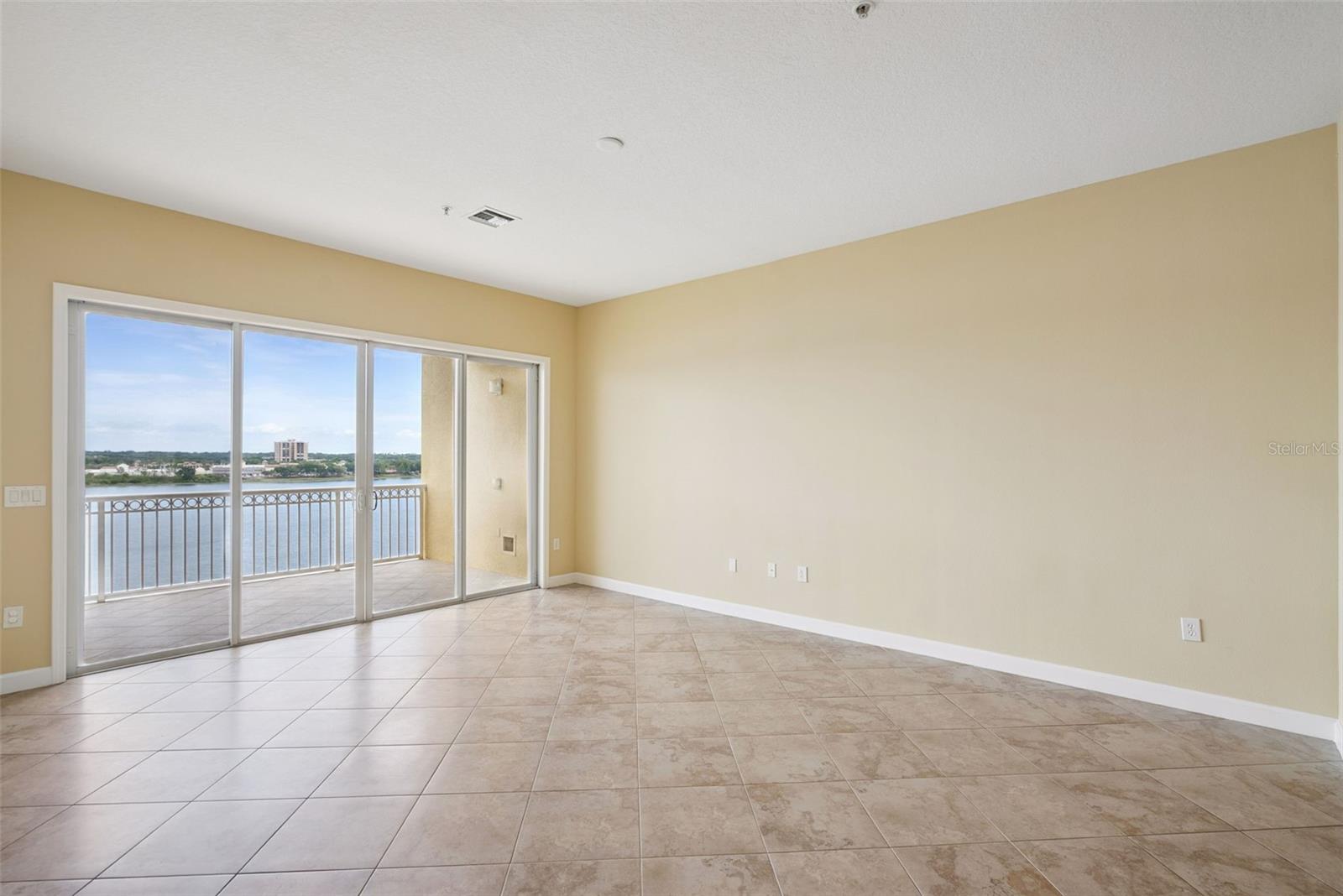 8743 THE ESPLANADE #34, ORLANDO, FL, 32836