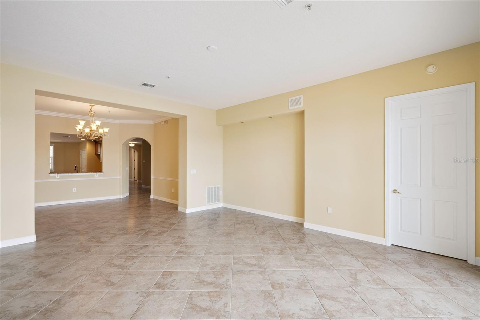 8743 THE ESPLANADE #34, ORLANDO, FL, 32836