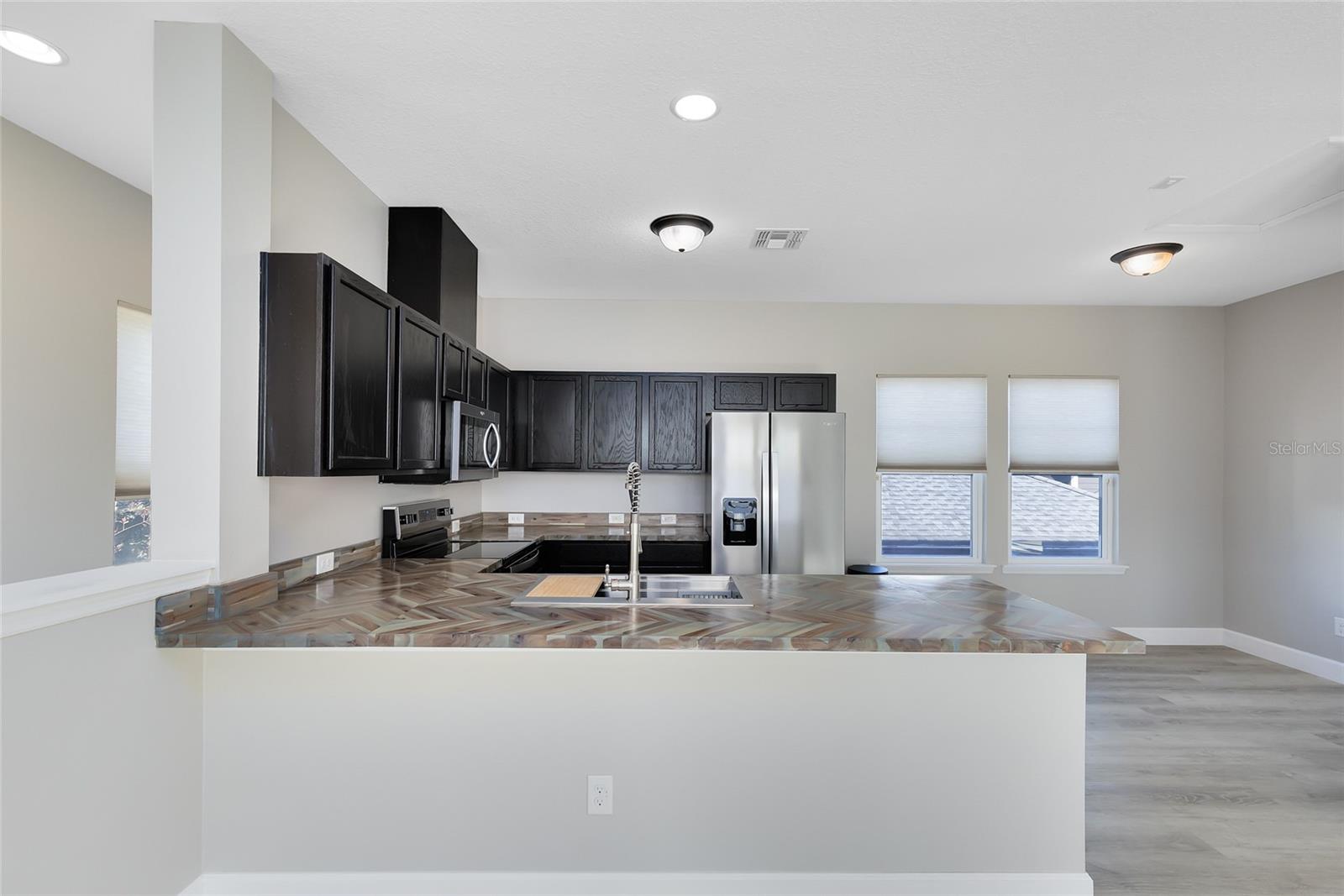 8410 LAUREATE BLVD, ORLANDO, FL, 32827