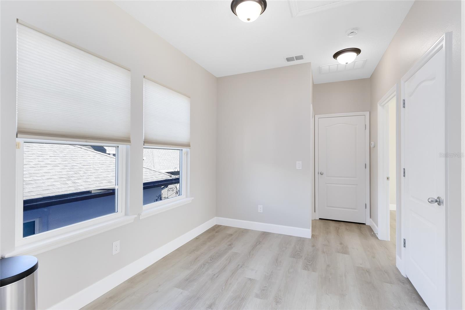 8410 LAUREATE BLVD, ORLANDO, FL, 32827