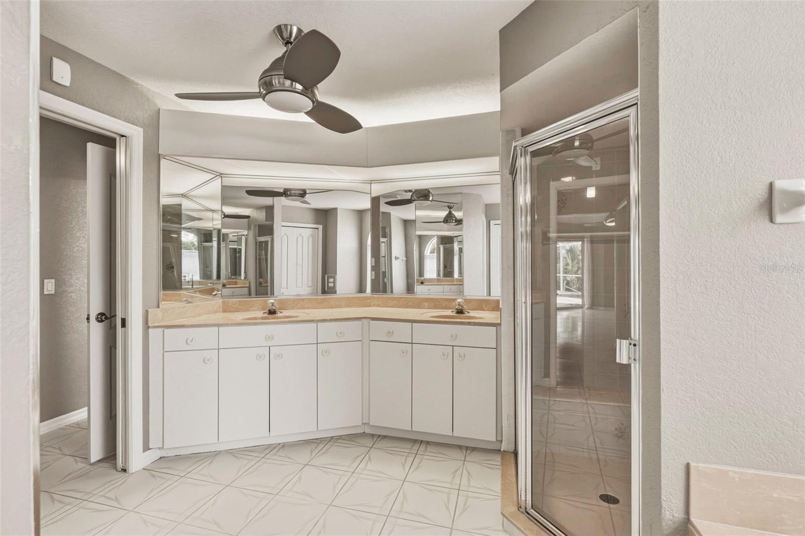 1083 MANILLA LN, PUNTA GORDA, FL, 33983