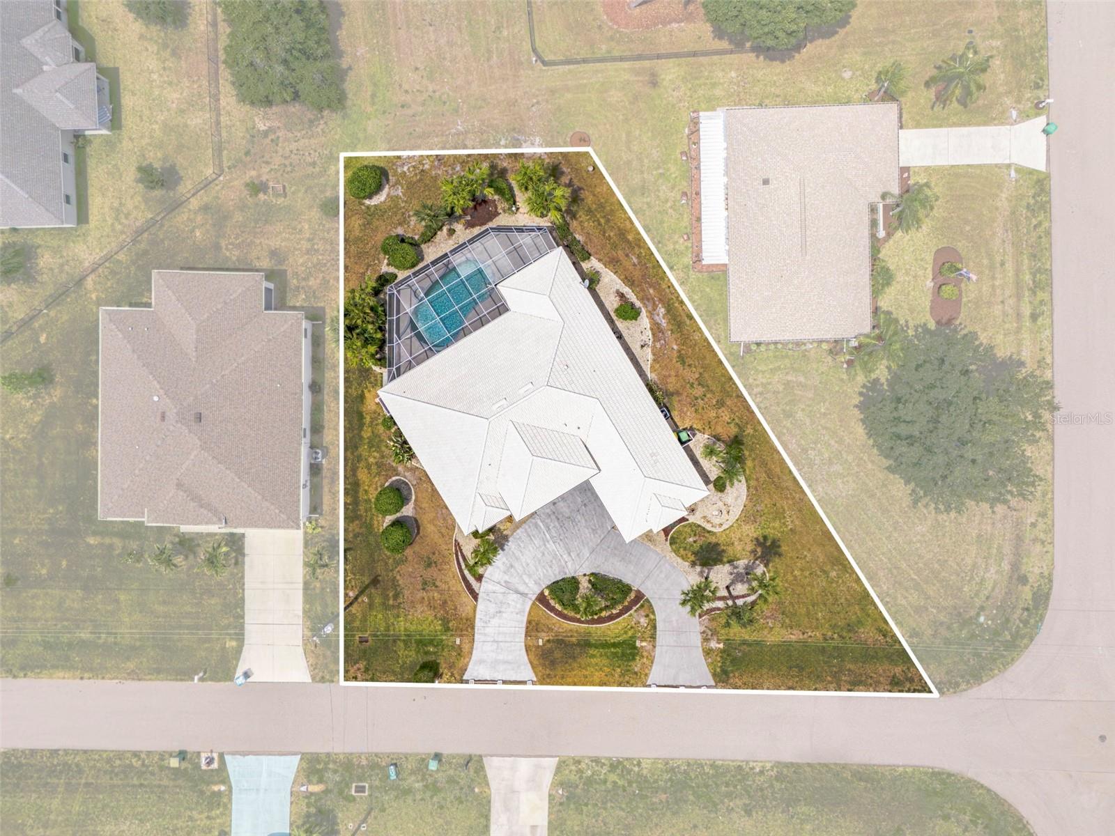 1083 MANILLA LN, PUNTA GORDA, FL, 33983