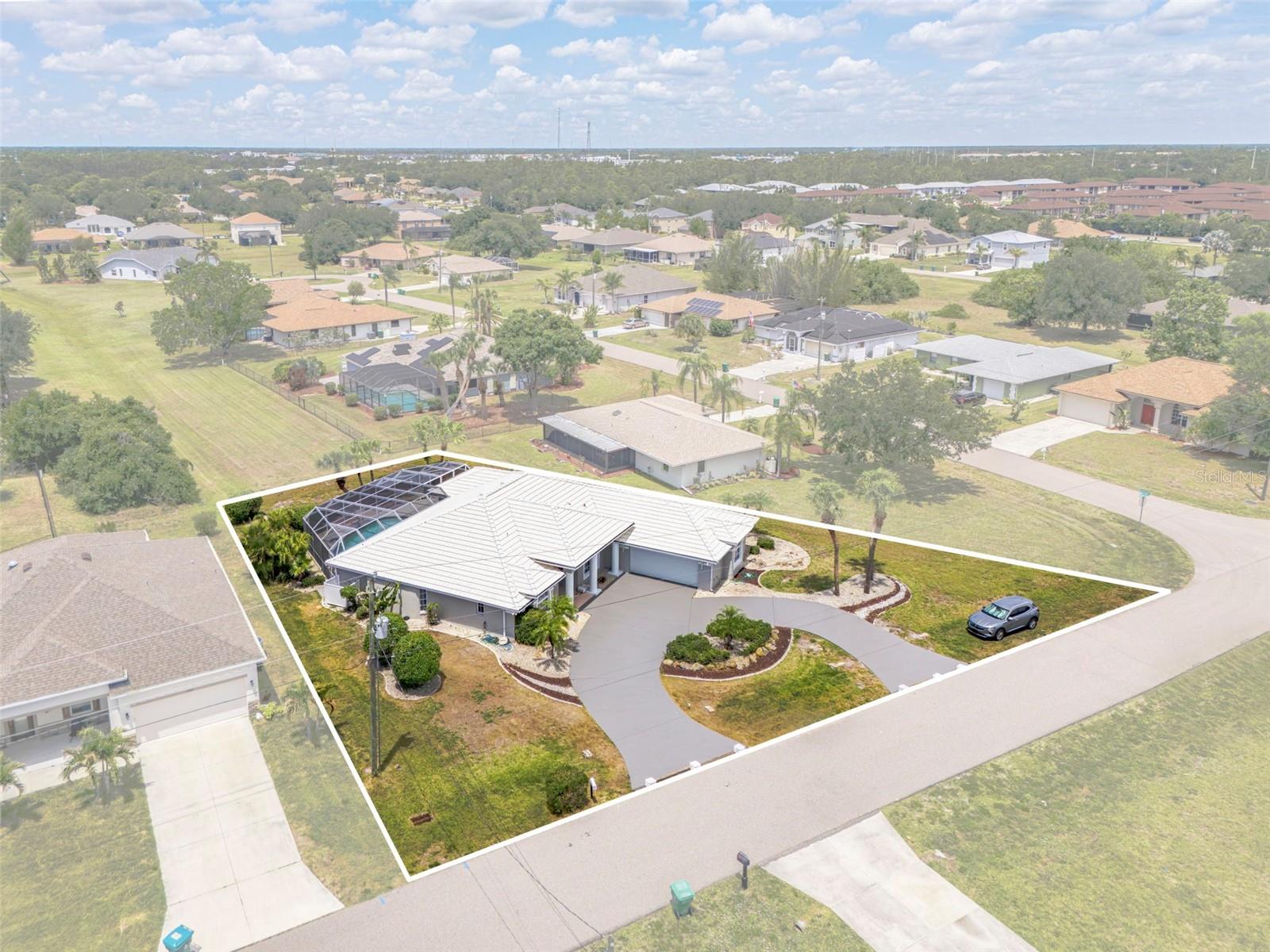 1083 MANILLA LN, PUNTA GORDA, FL, 33983
