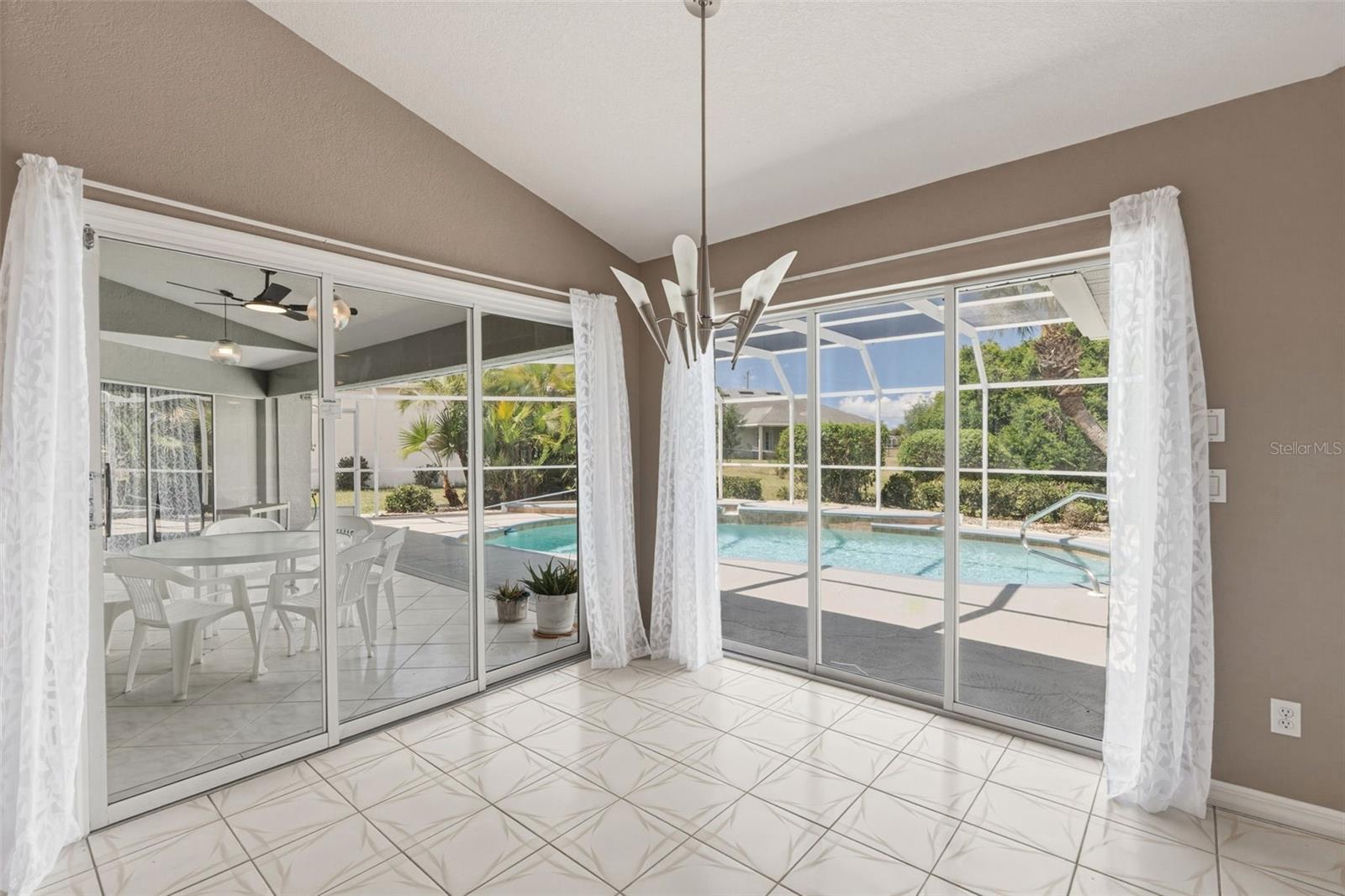 1083 MANILLA LN, PUNTA GORDA, FL, 33983
