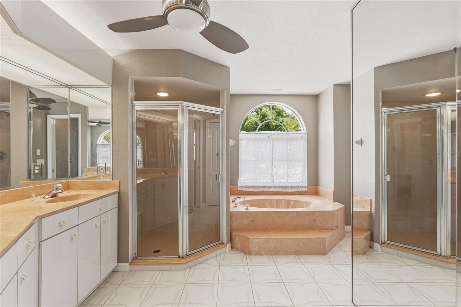 1083 MANILLA LN, PUNTA GORDA, FL, 33983