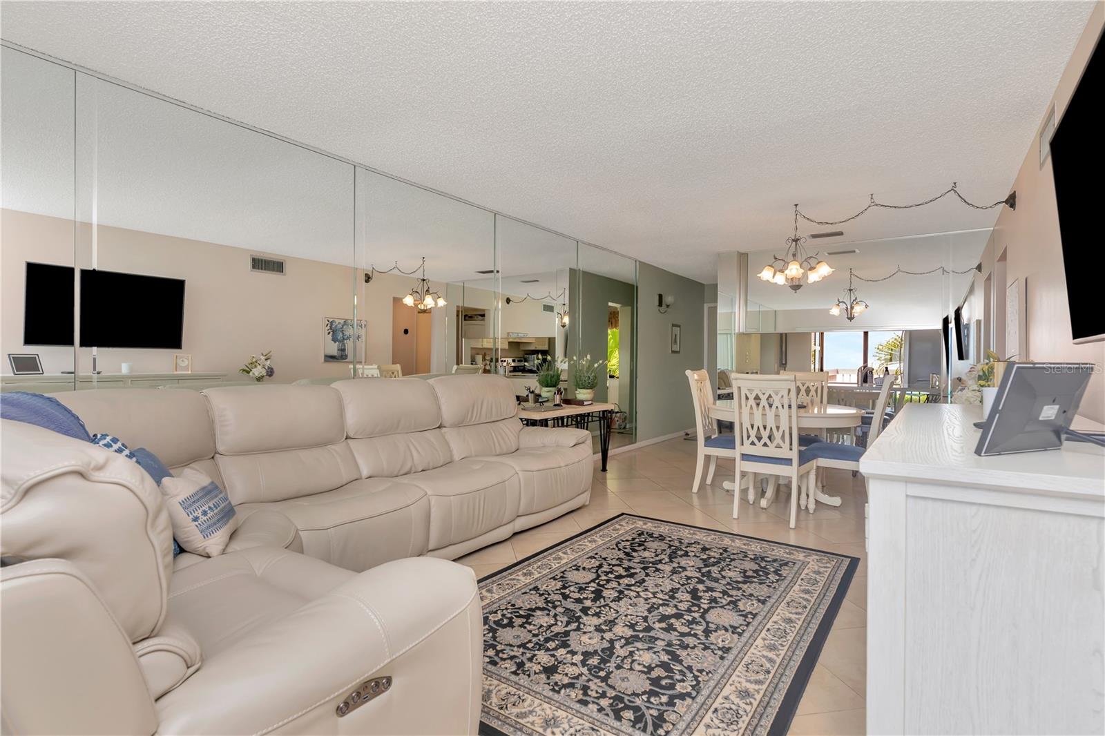 6357 BAHIA DEL MAR BLVD #207, ST PETERSBURG, FL, 33715