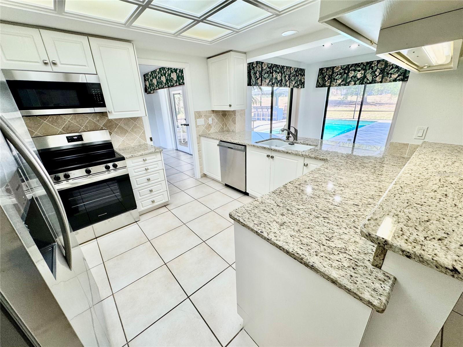 2804 WEDGEWOOD DR, PLANT CITY, FL, 33566