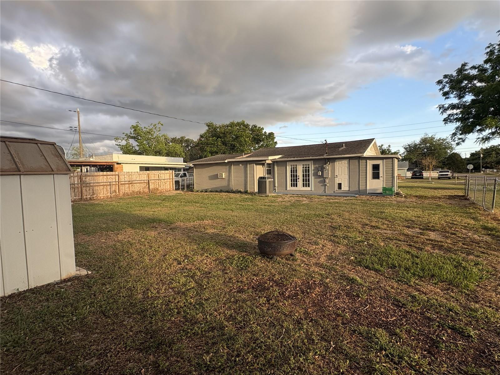 107 W GOLF LINKS AVE, EUSTIS, FL, 32726