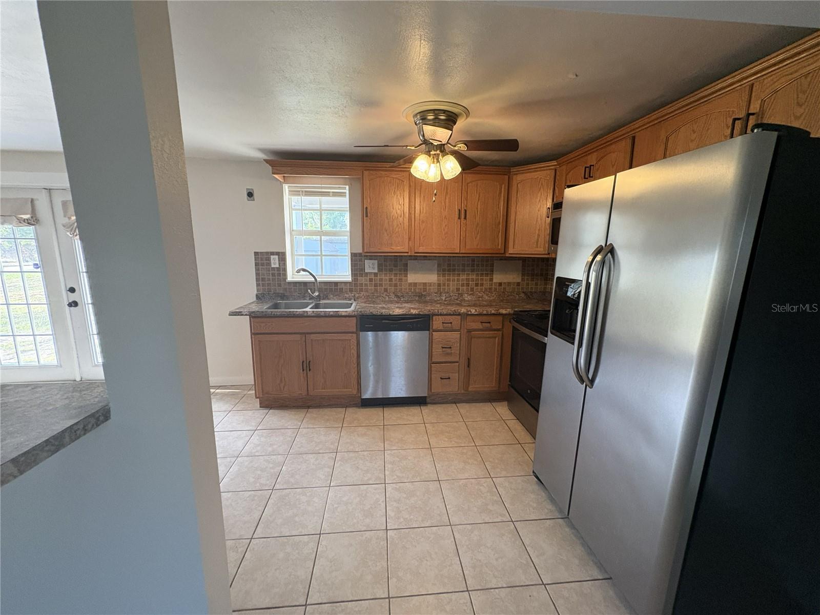 107 W GOLF LINKS AVE, EUSTIS, FL, 32726