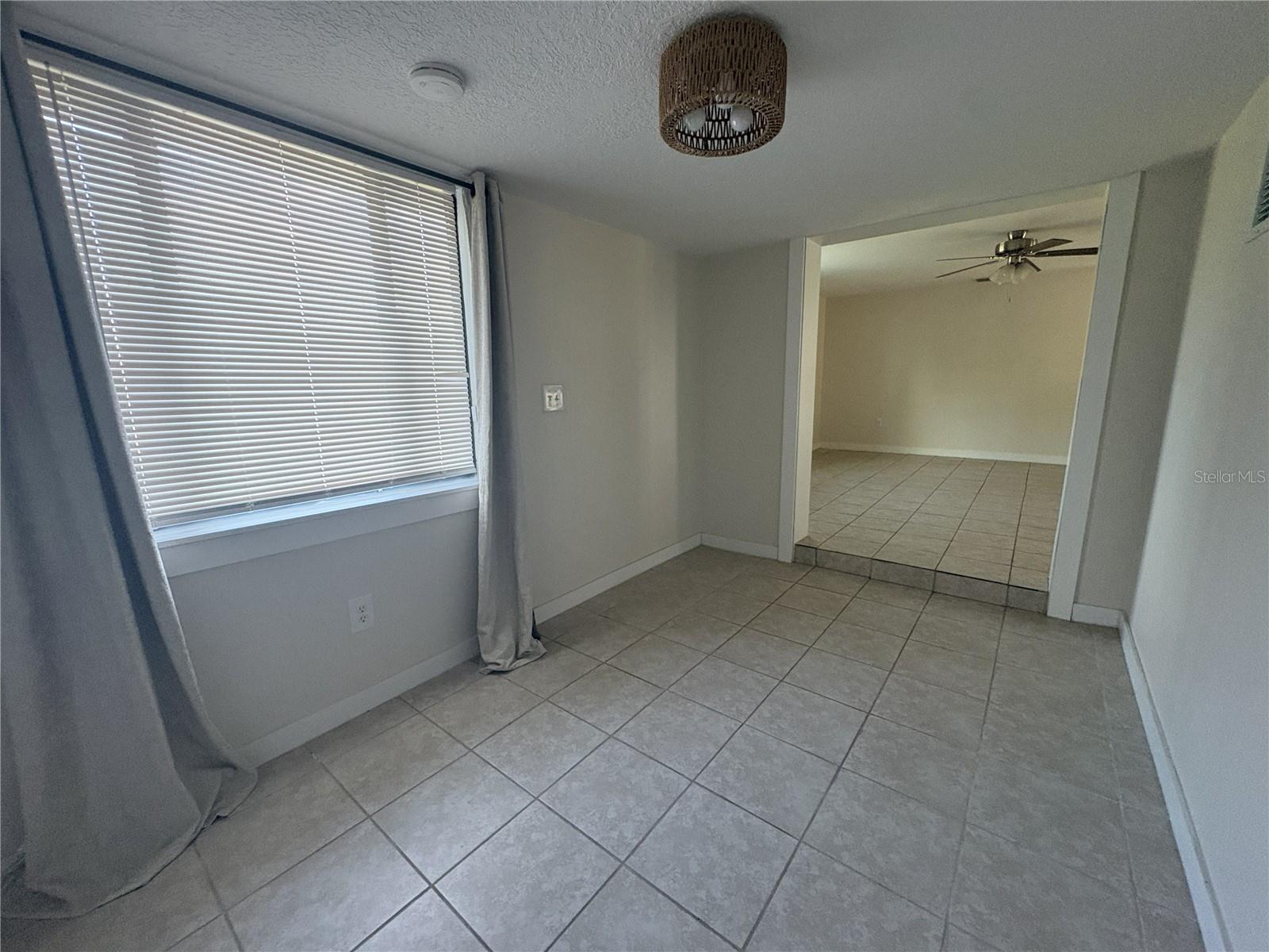 107 W GOLF LINKS AVE, EUSTIS, FL, 32726