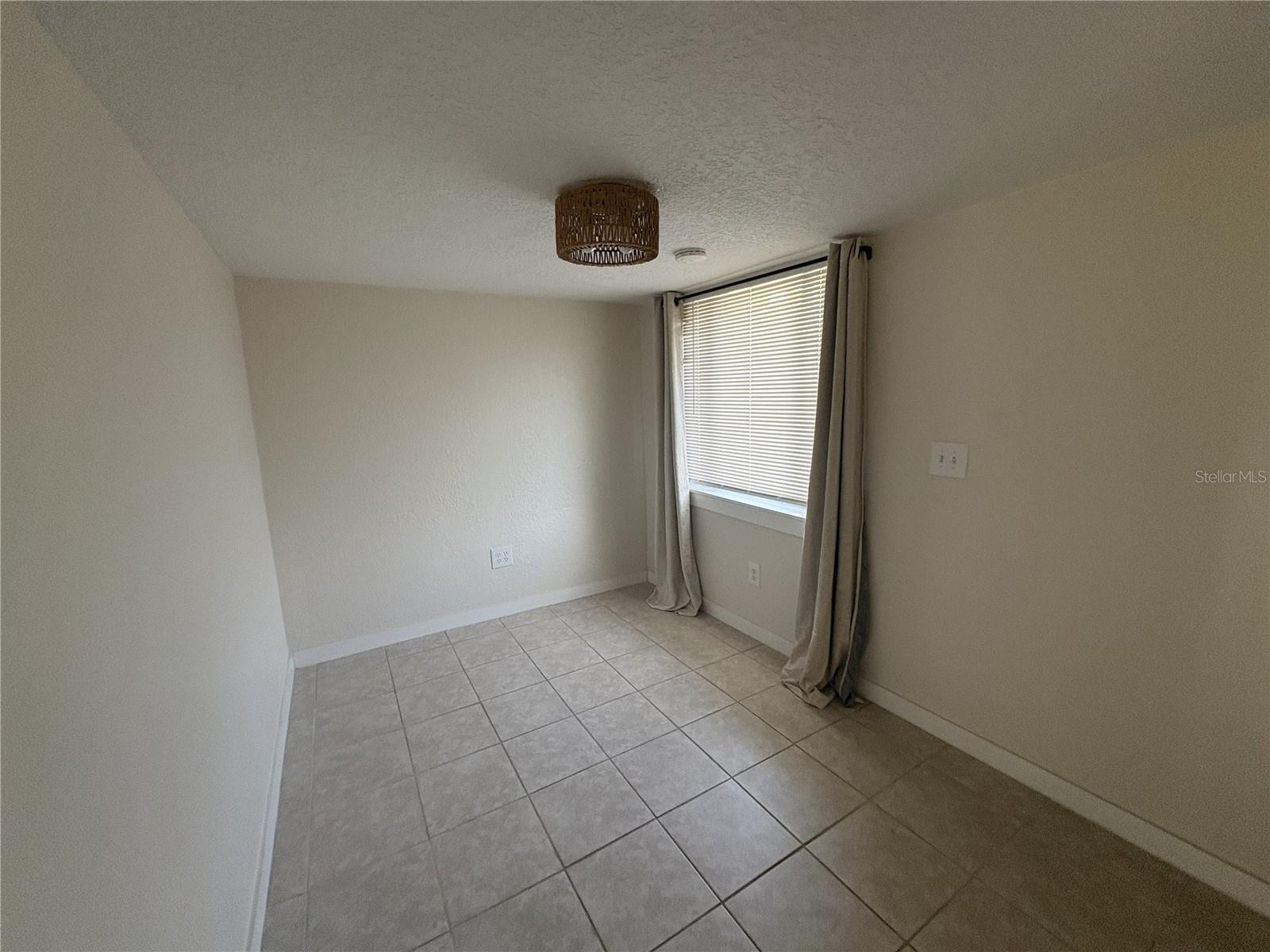 107 W GOLF LINKS AVE, EUSTIS, FL, 32726
