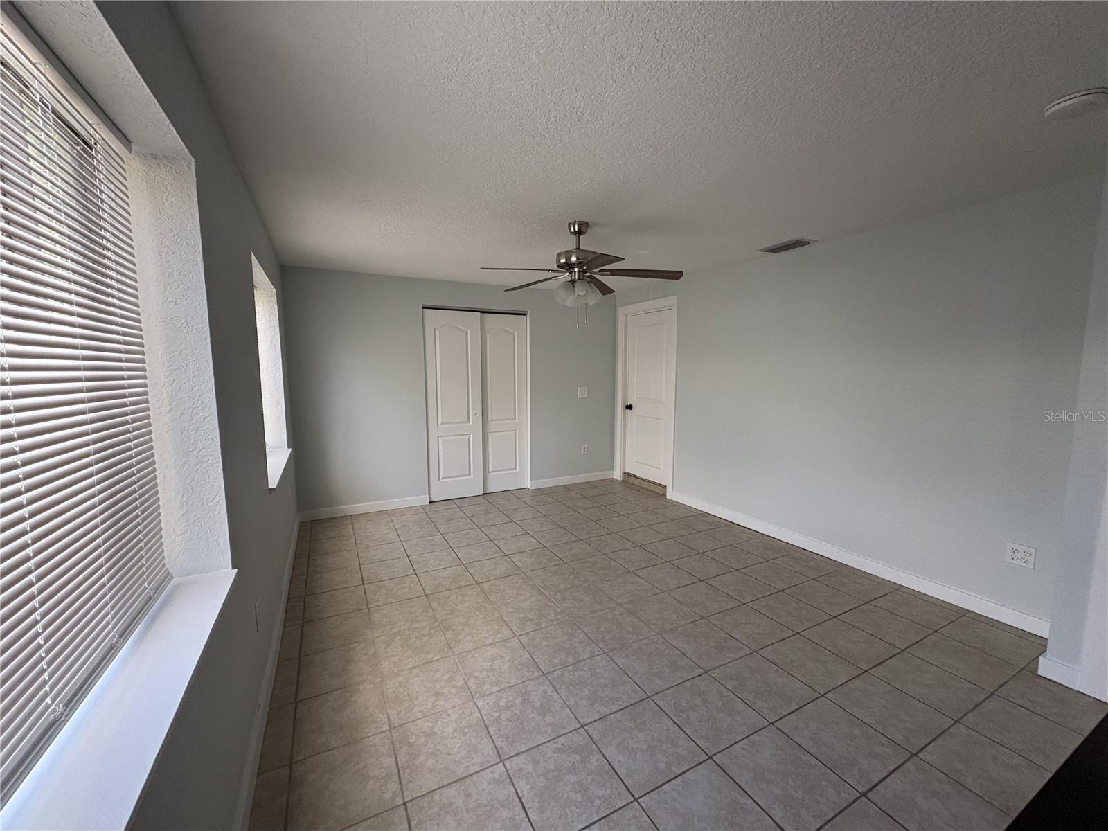 107 W GOLF LINKS AVE, EUSTIS, FL, 32726