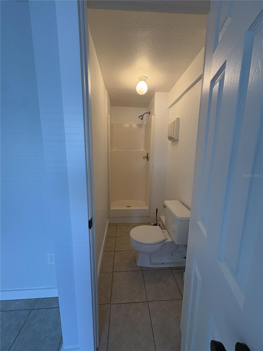 107 W GOLF LINKS AVE, EUSTIS, FL, 32726