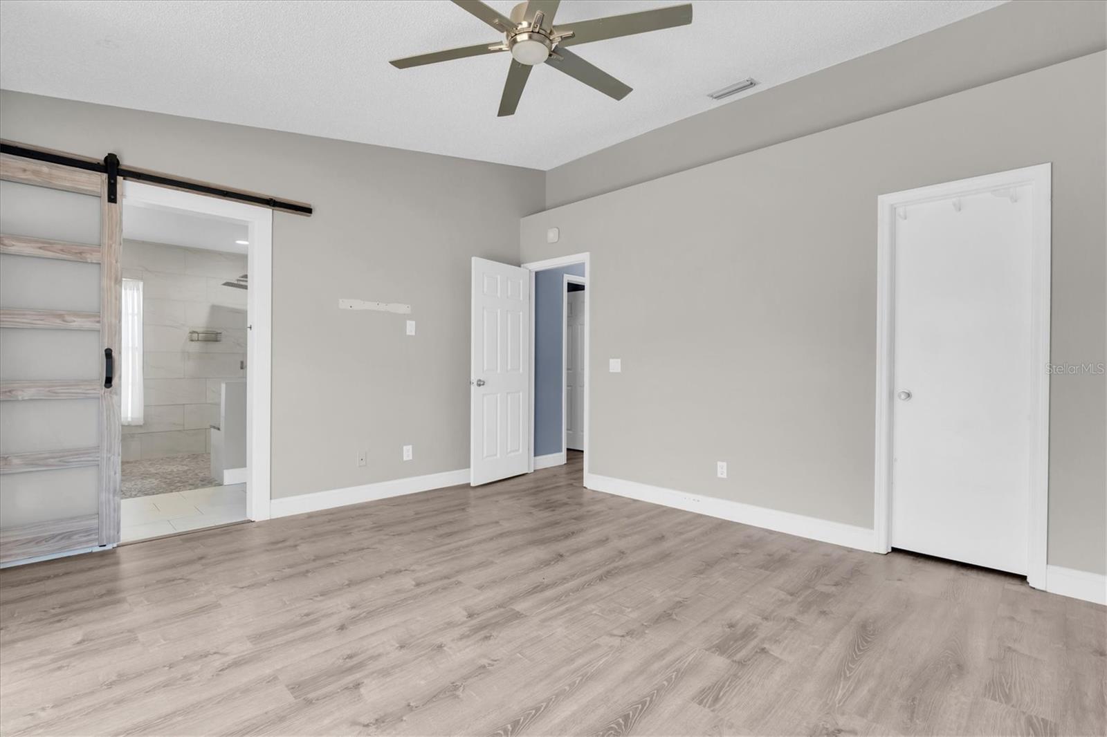 9735 CYPRESS SHADOW AVE, TAMPA, FL, 33647