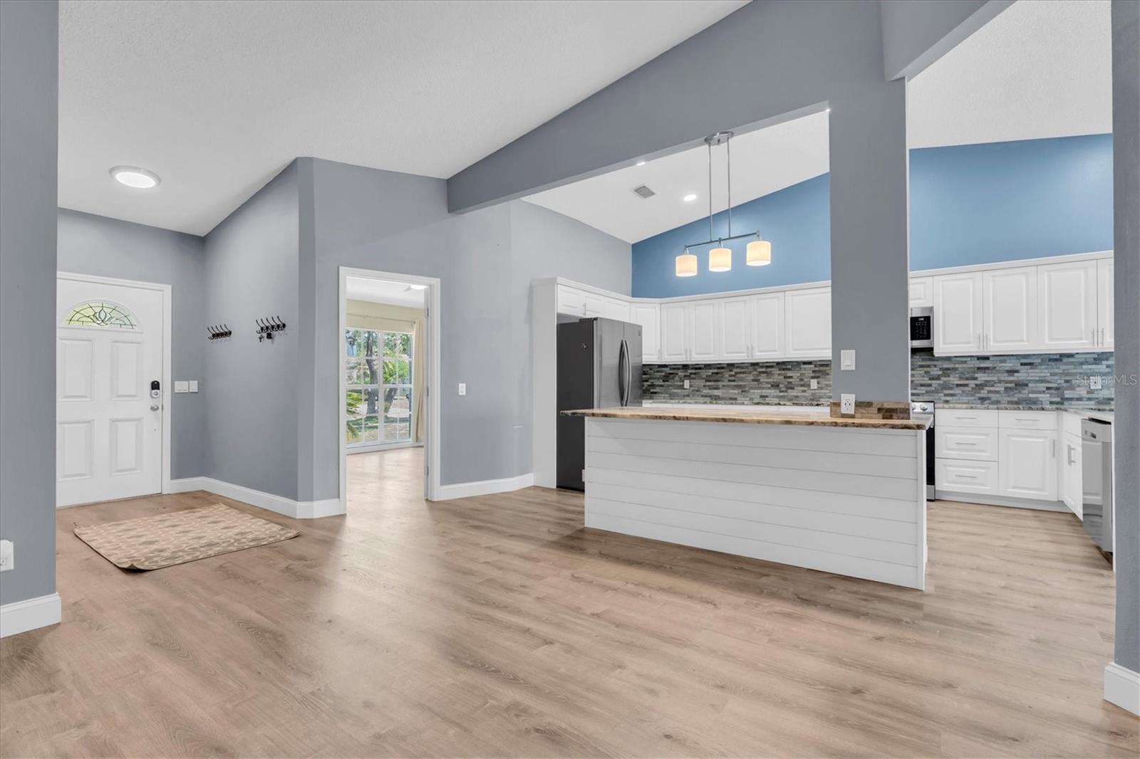 9735 CYPRESS SHADOW AVE, TAMPA, FL, 33647