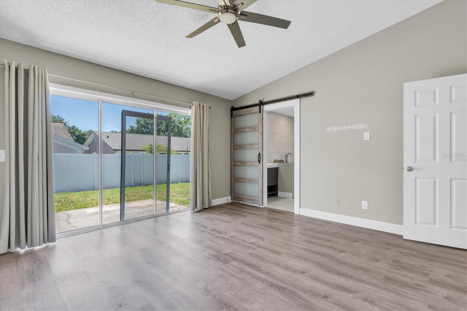 9735 CYPRESS SHADOW AVE, TAMPA, FL, 33647