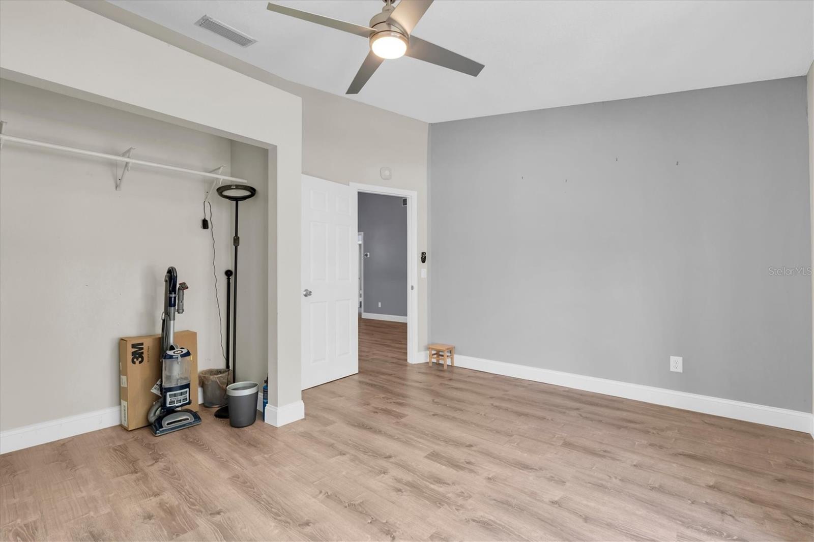 9735 CYPRESS SHADOW AVE, TAMPA, FL, 33647