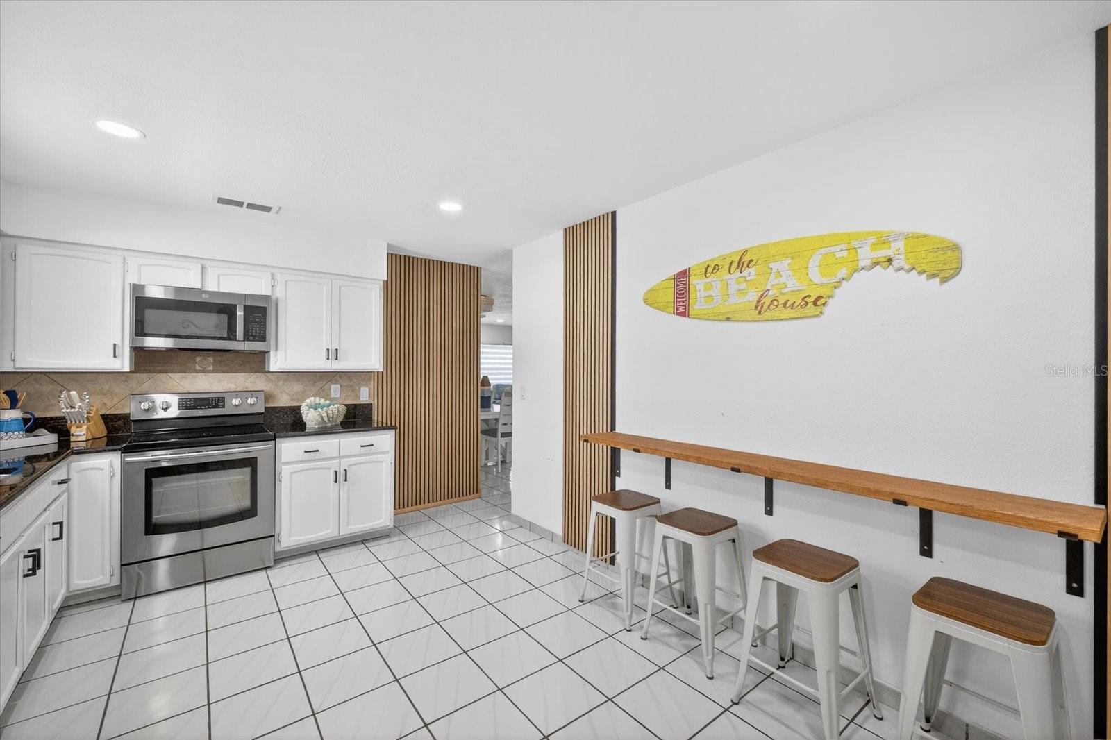 8902 N HAMNER AVE, TAMPA, FL, 33604
