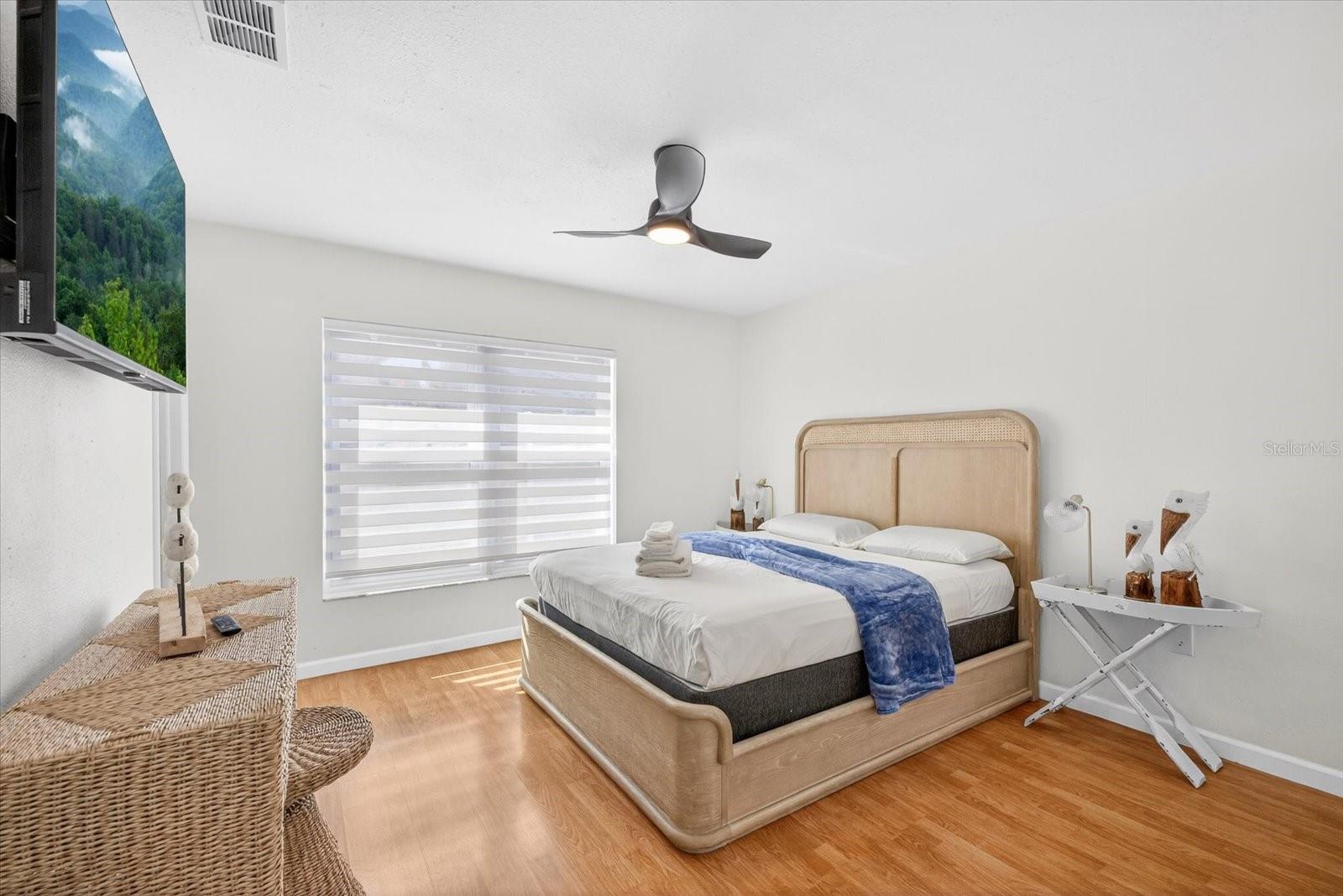 8902 N HAMNER AVE, TAMPA, FL, 33604