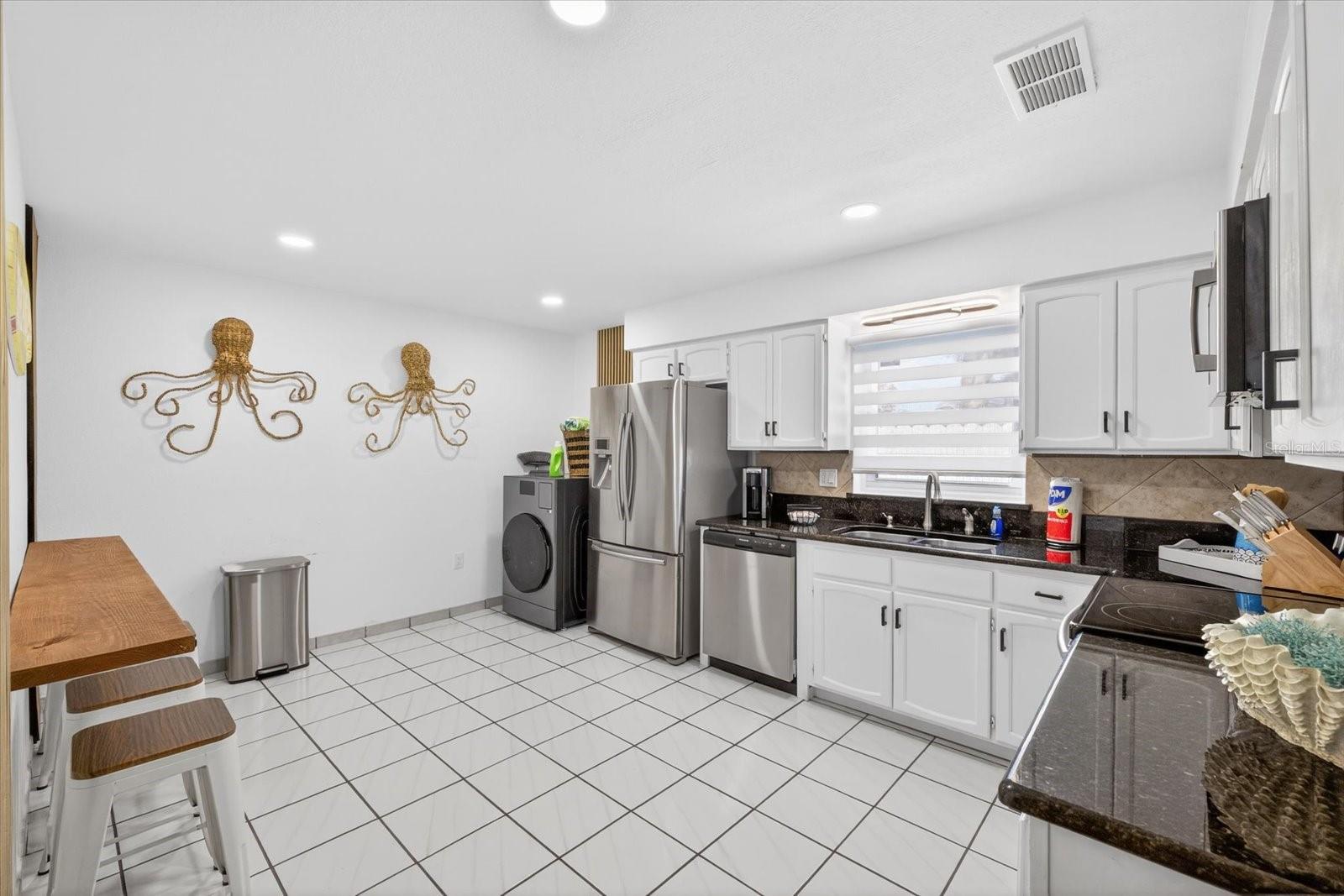 8902 N HAMNER AVE, TAMPA, FL, 33604
