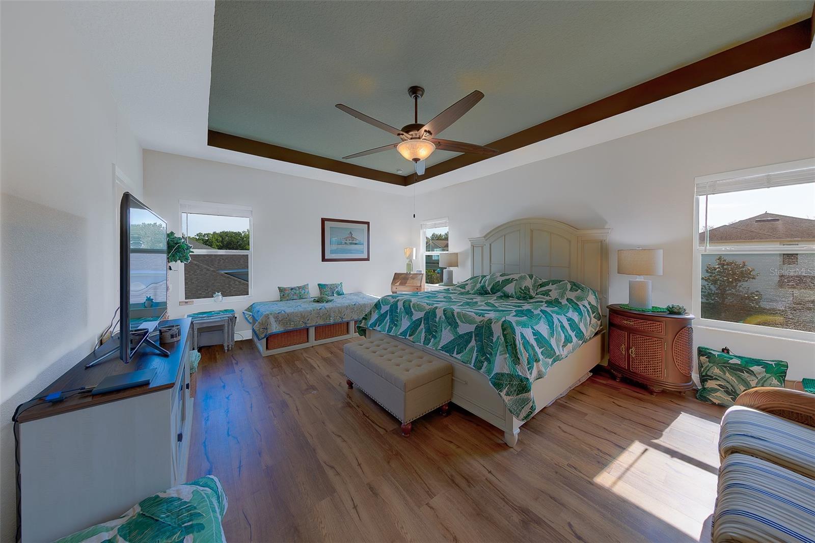 7405 70TH AVE N, PINELLAS PARK, FL, 33781
