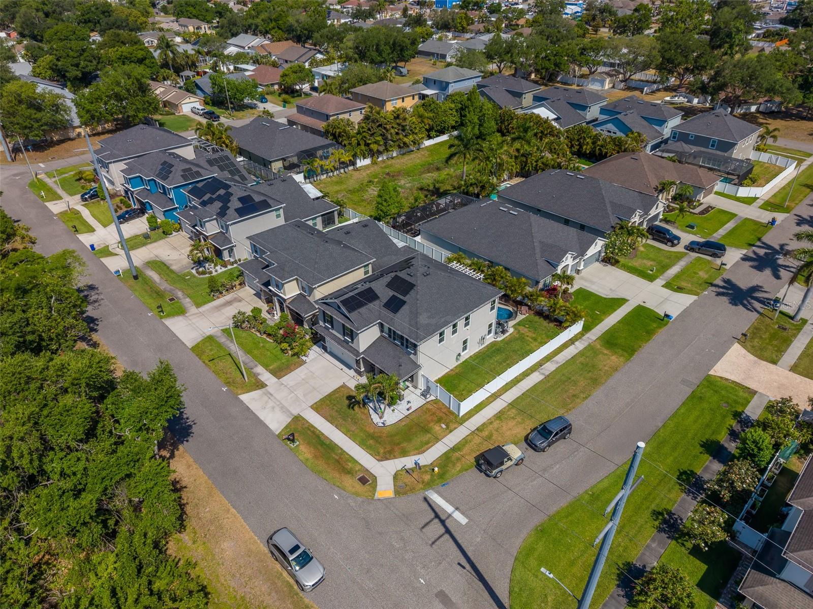 7405 70TH AVE N, PINELLAS PARK, FL, 33781