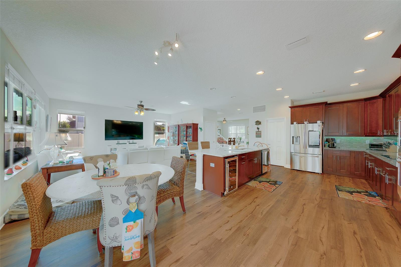 7405 70TH AVE N, PINELLAS PARK, FL, 33781