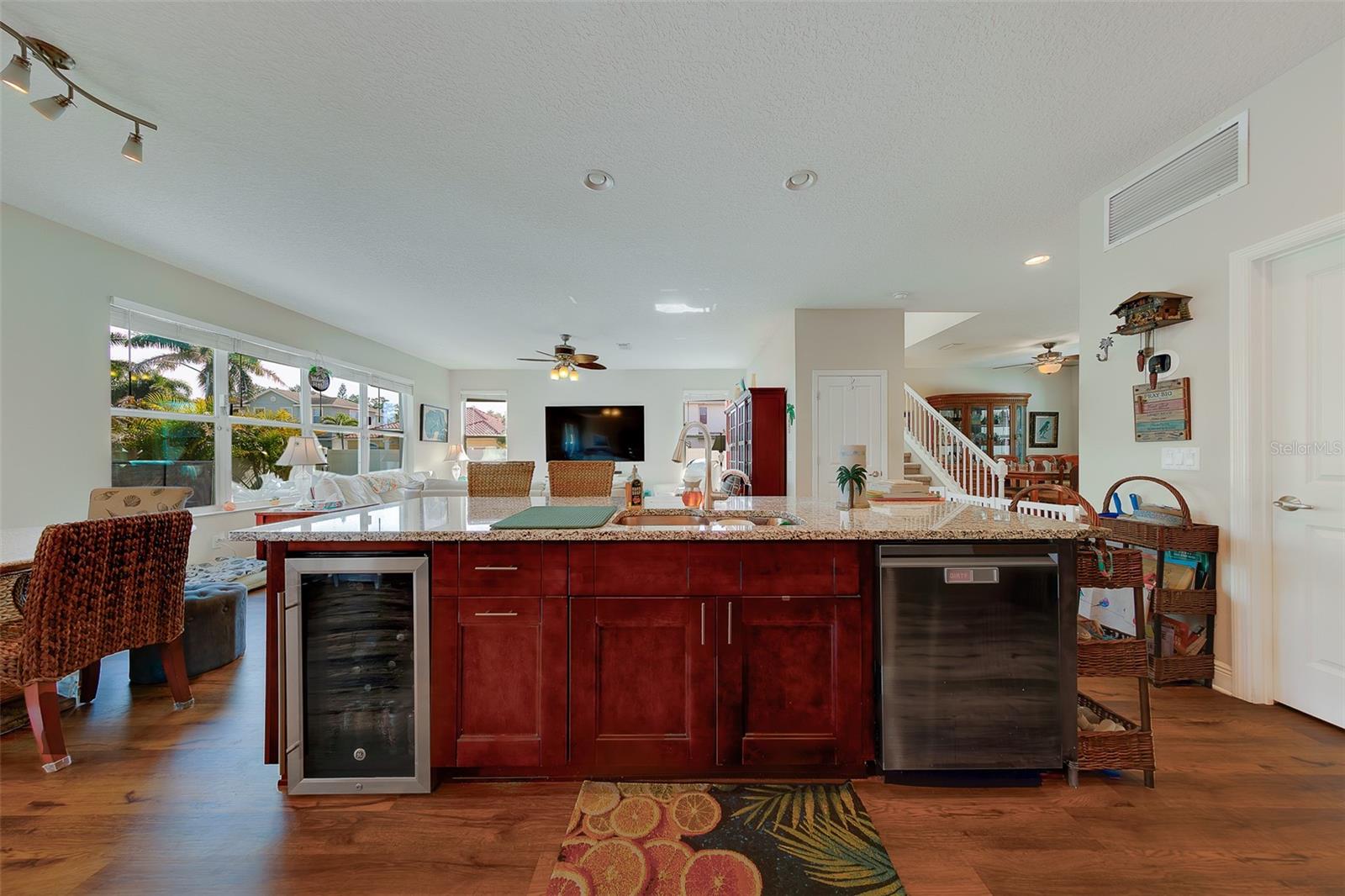 7405 70TH AVE N, PINELLAS PARK, FL, 33781