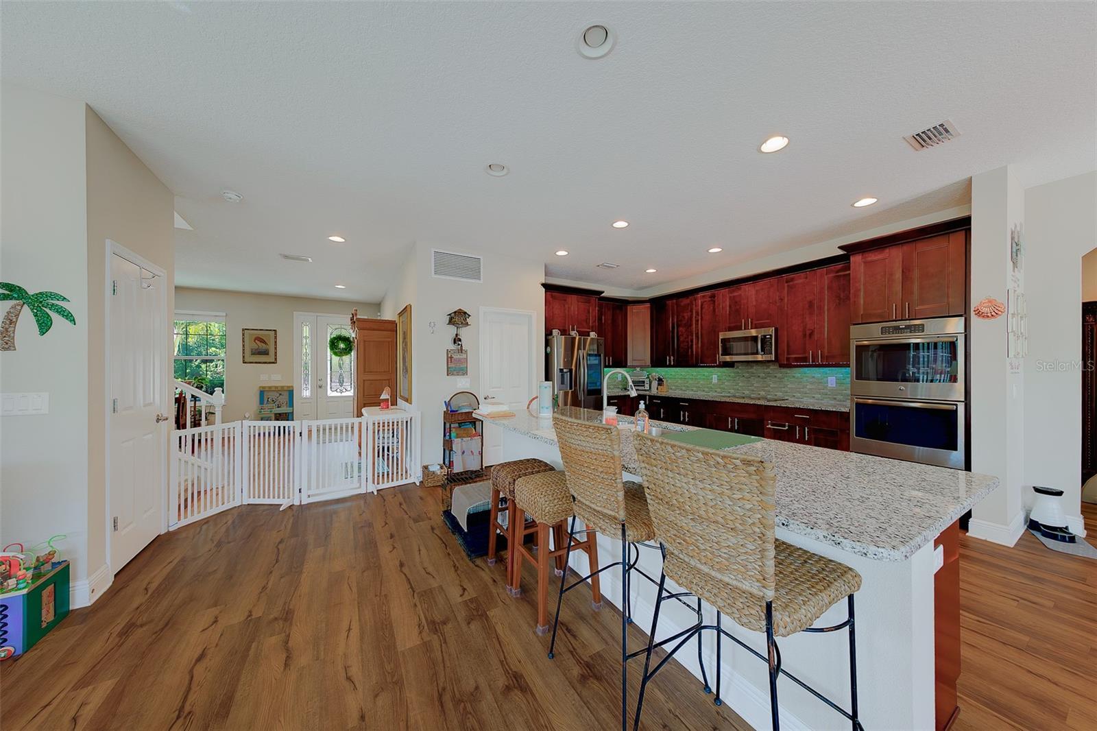 7405 70TH AVE N, PINELLAS PARK, FL, 33781