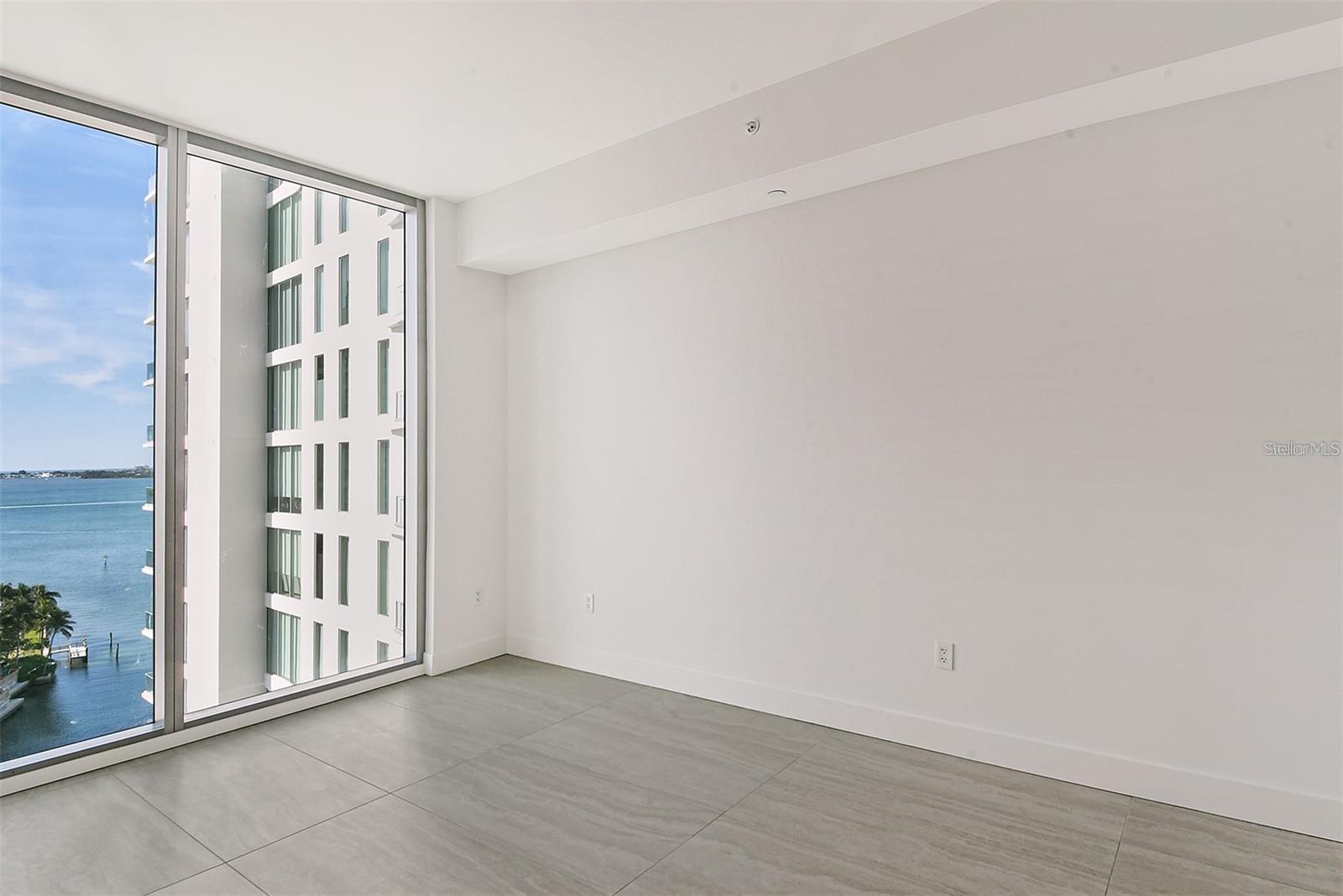 301 QUAY COMMONS #1011, SARASOTA, FL, 34236