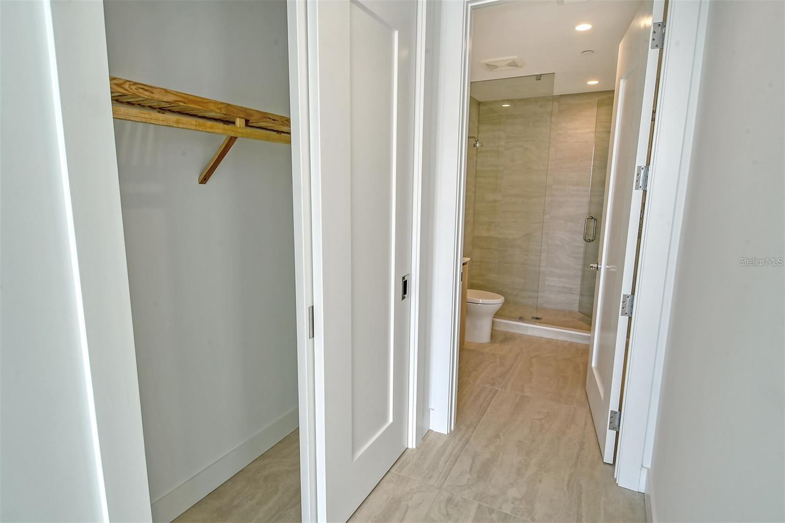 301 QUAY COMMONS #1011, SARASOTA, FL, 34236