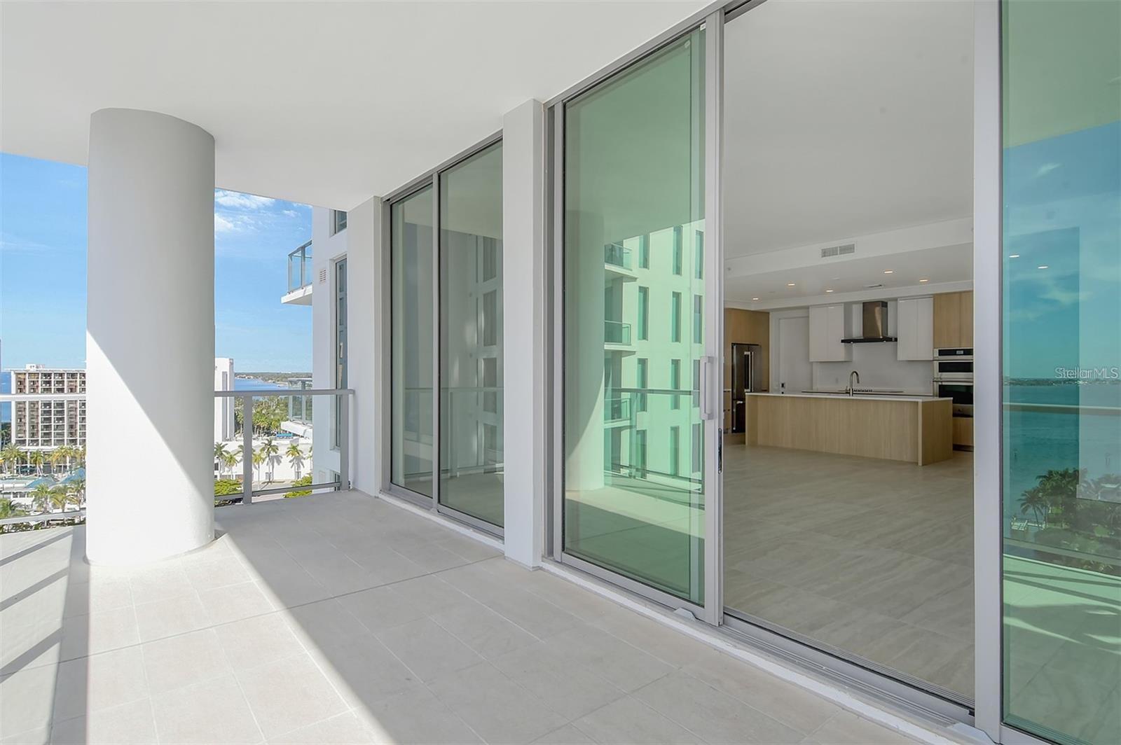 301 QUAY COMMONS #1011, SARASOTA, FL, 34236
