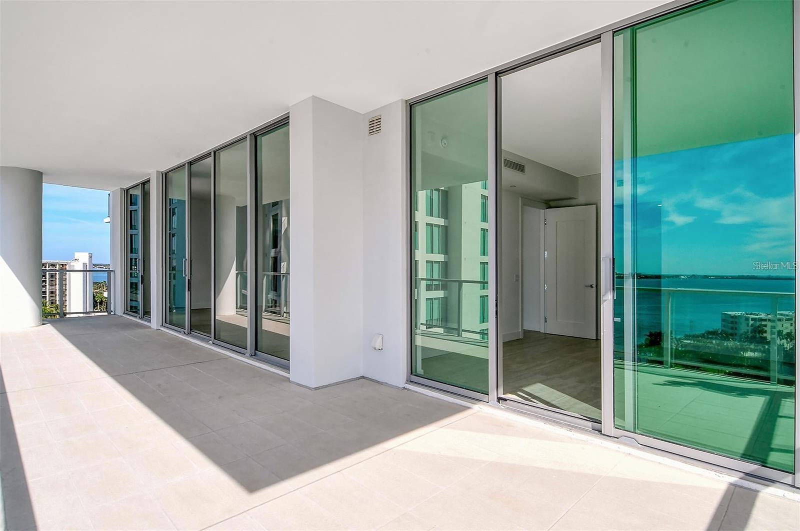 301 QUAY COMMONS #1011, SARASOTA, FL, 34236